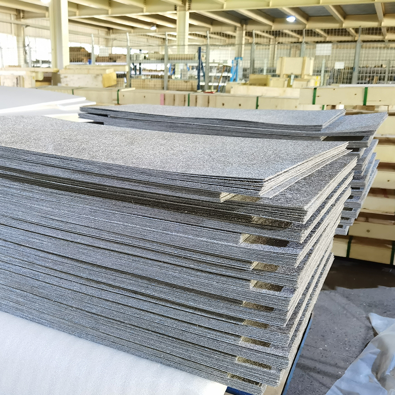 Sintered felt