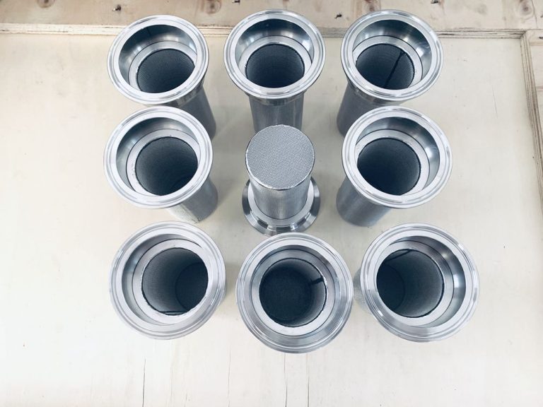 Different cleaning methods for sintered felt