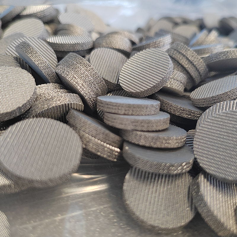 Explosion proof sintered mesh